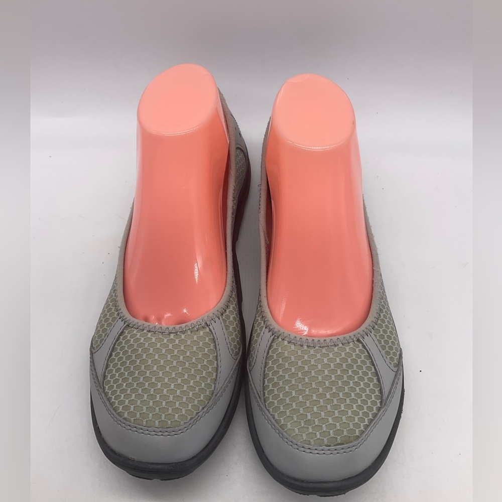 CROCS Busy Day Slip On Shoes Flats Loafer Canvas Upper Casual Women's size 9